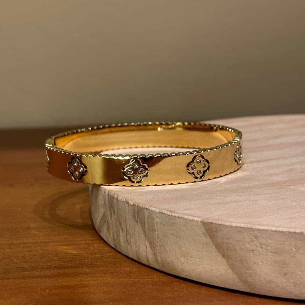 The Blossom Clover Cuff Bangle