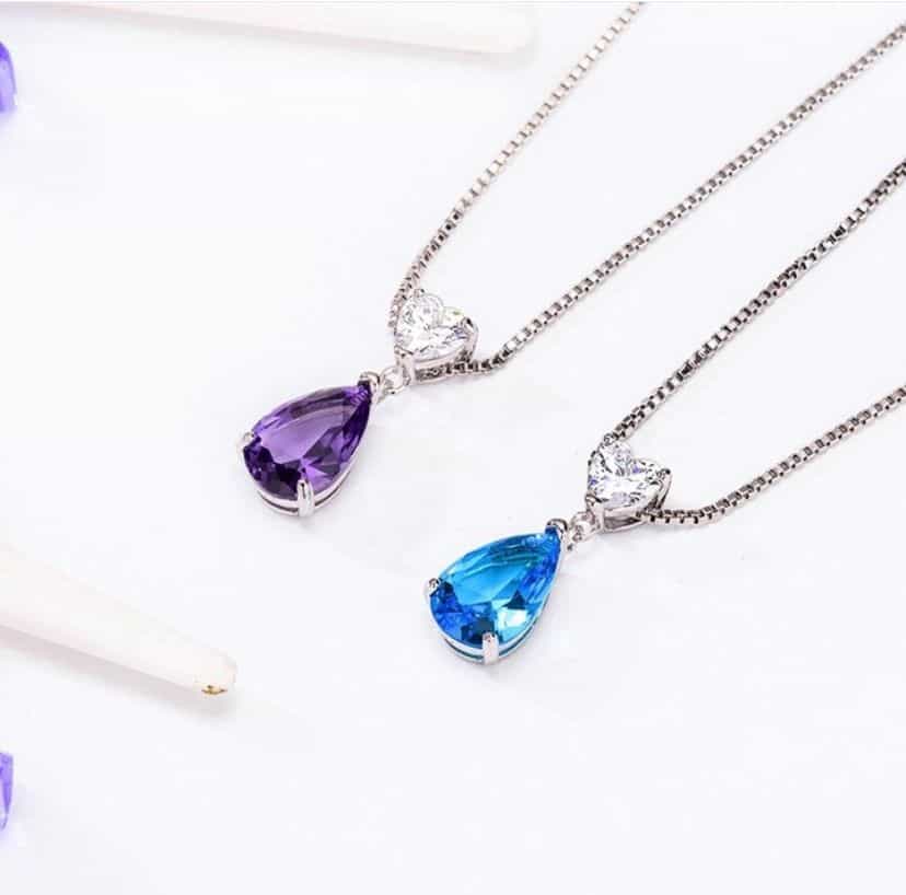 Elegant Heart & Teardrop Crystal Pendant