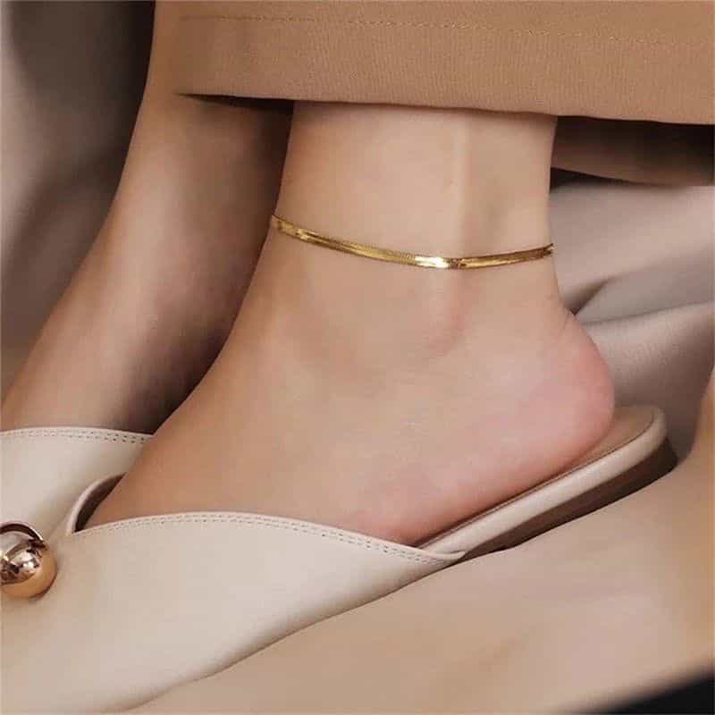 Sleek Gold  Snake Anklet